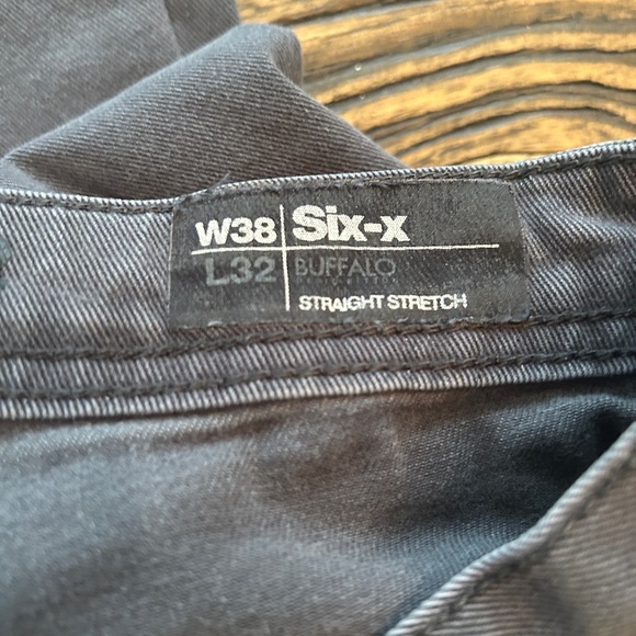 Men’s buffalo jeans good condition - Picture 3 of 3